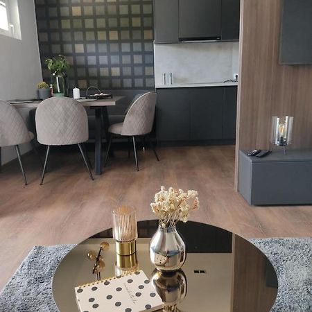 Avisi Home تريبينيي المظهر الخارجي الصورة