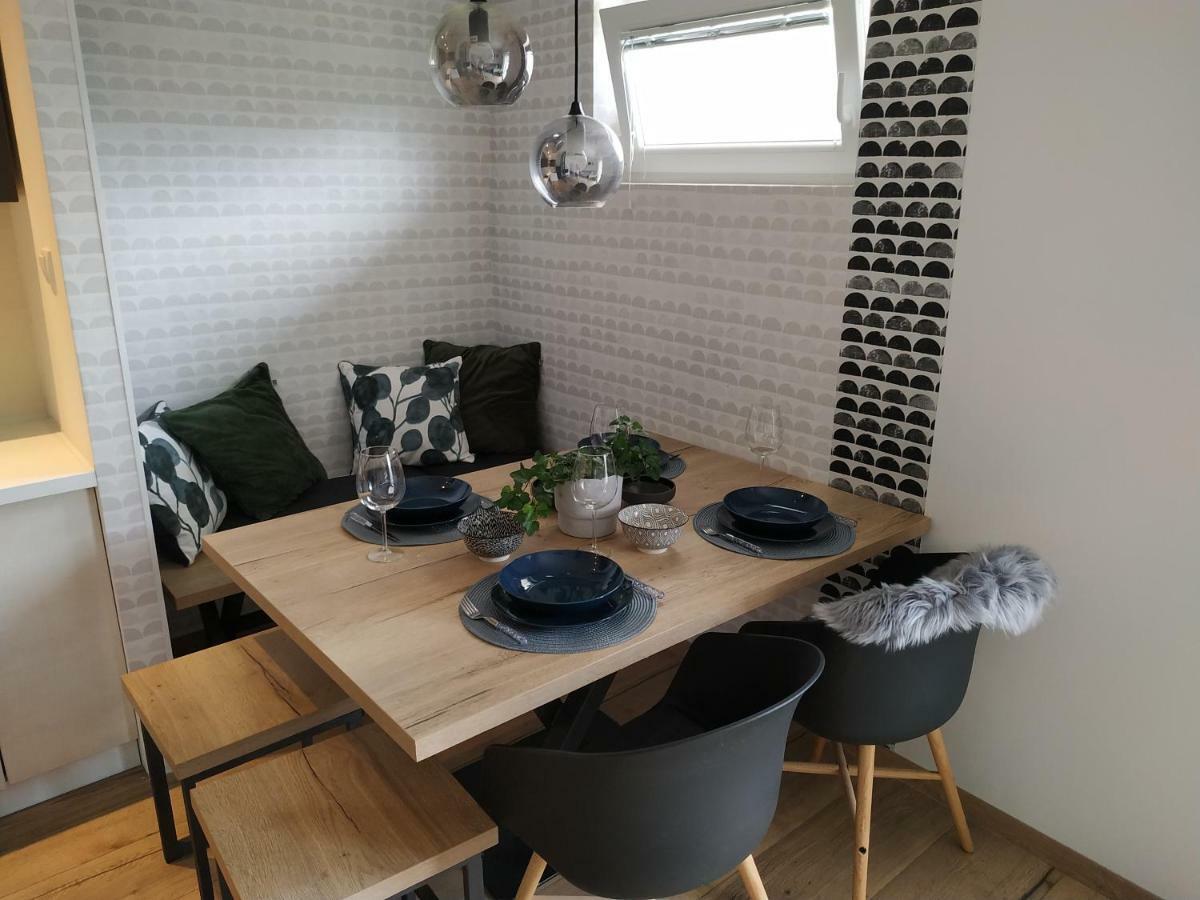 Avisi Home تريبينيي المظهر الخارجي الصورة