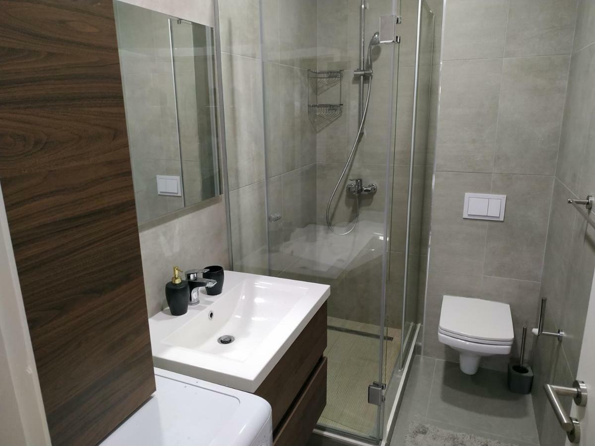 Avisi Home تريبينيي المظهر الخارجي الصورة